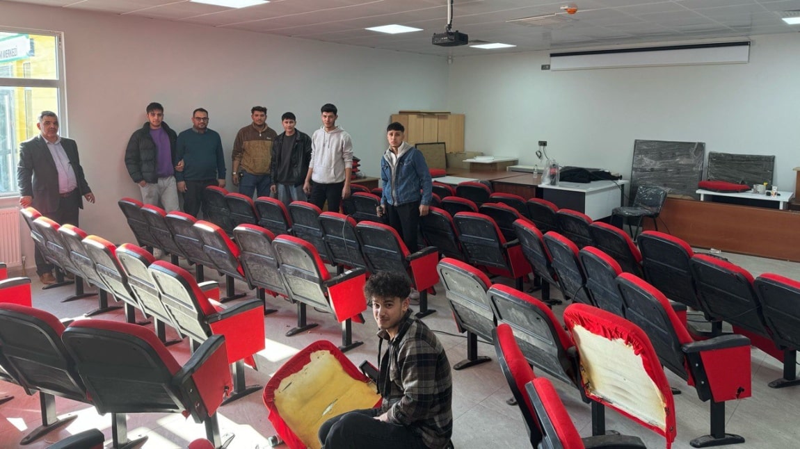 Konferans Salonumuz Kuruluyor